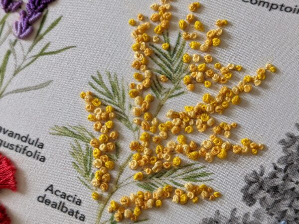 TheComptoir - Kit de broderie Mon Herbier brodé – Image 4