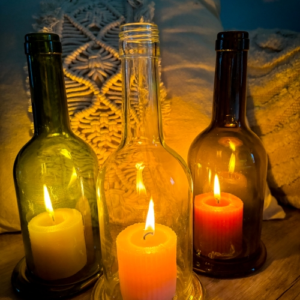 Plates et culotées - Photophore en bouteille de vin recyclé (coloris au choix)