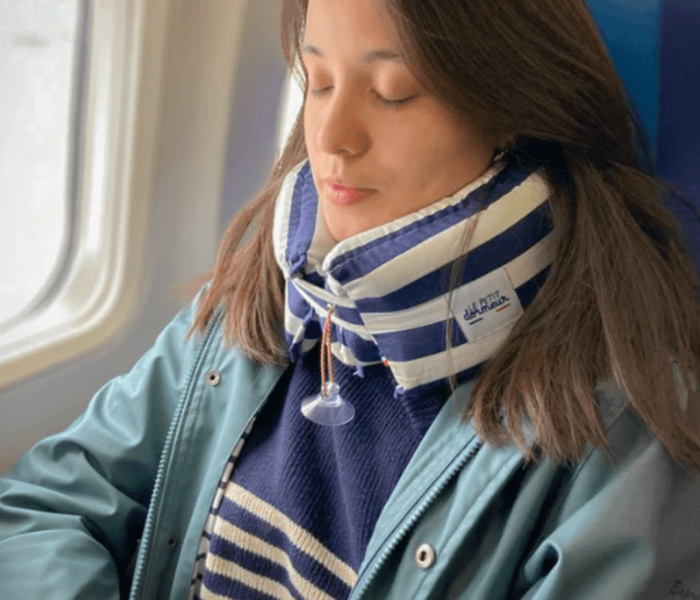 Coussin-de-Voyage-Le-Petit-Dormeur-3-1.png